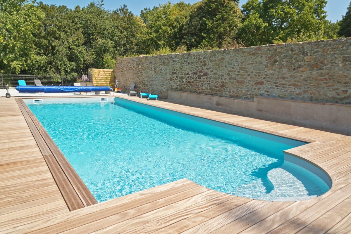 What to Look for In a Swimming Pool Manufacturer